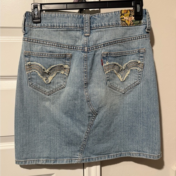 Levi’s Jeans denim Skirt Size 8 - Picture 3 of 4